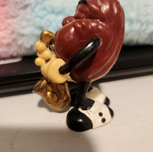 Vintage California Raisin saxophone player. - Picture 2 of 4